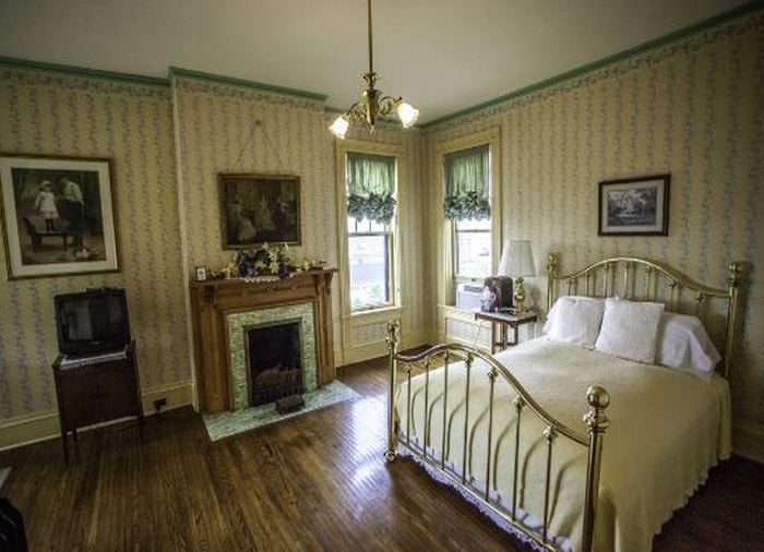 Mr. Hancock’s Room The Hancock House Bed and Breakfast Inn I